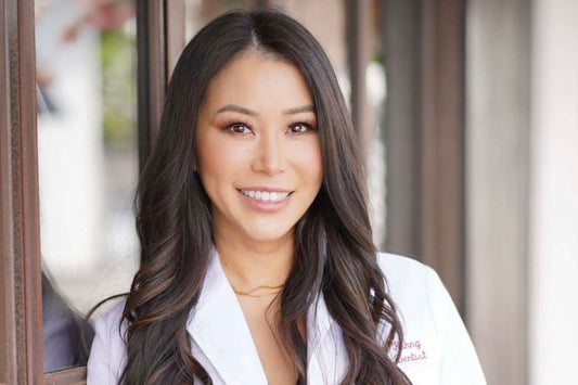 Blanchiment Dentaire avec Dr. Joyce Kahng : Conseils d’une Experte